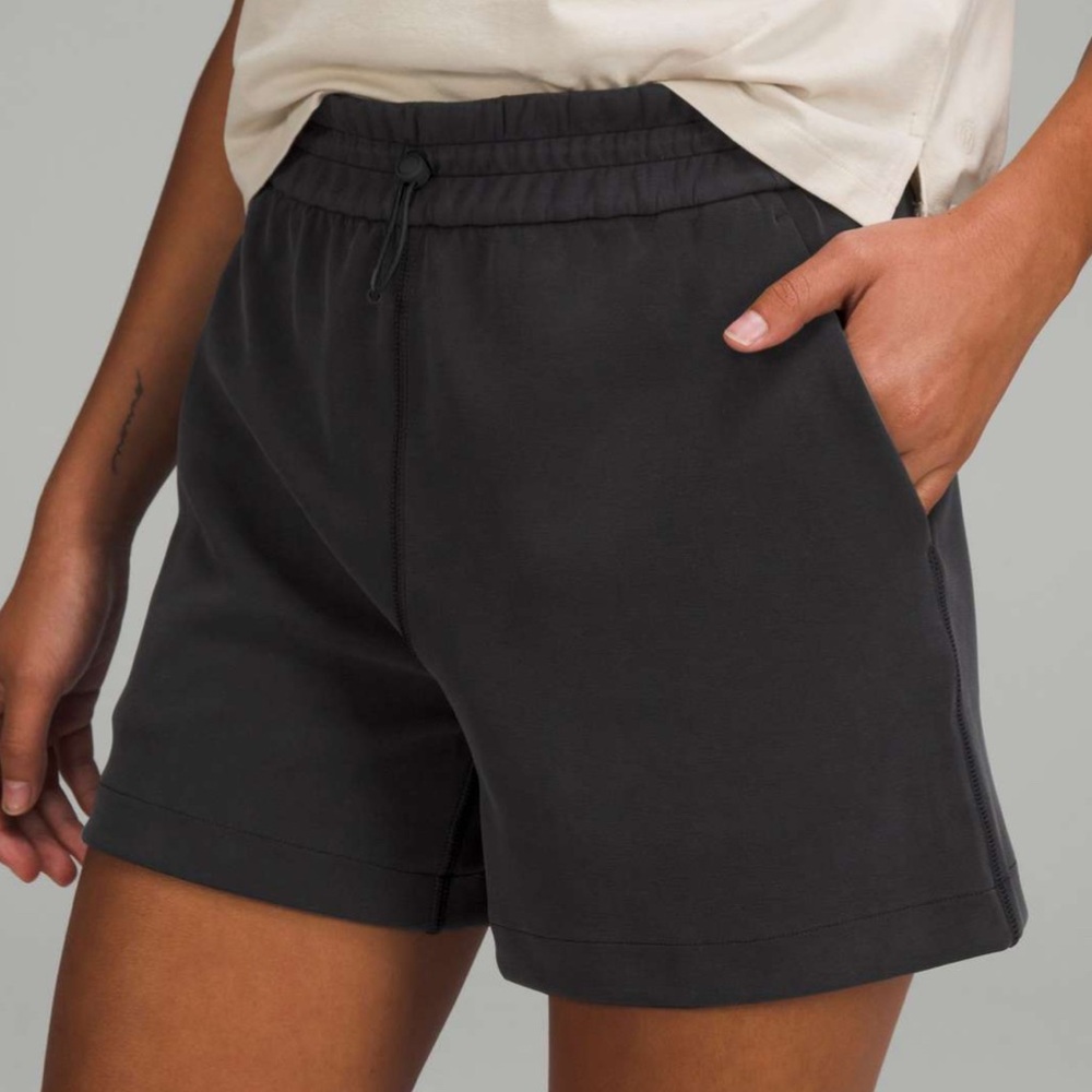 Lululemon Softstreme Shorts Women's Black Casual Shorts - Size 6